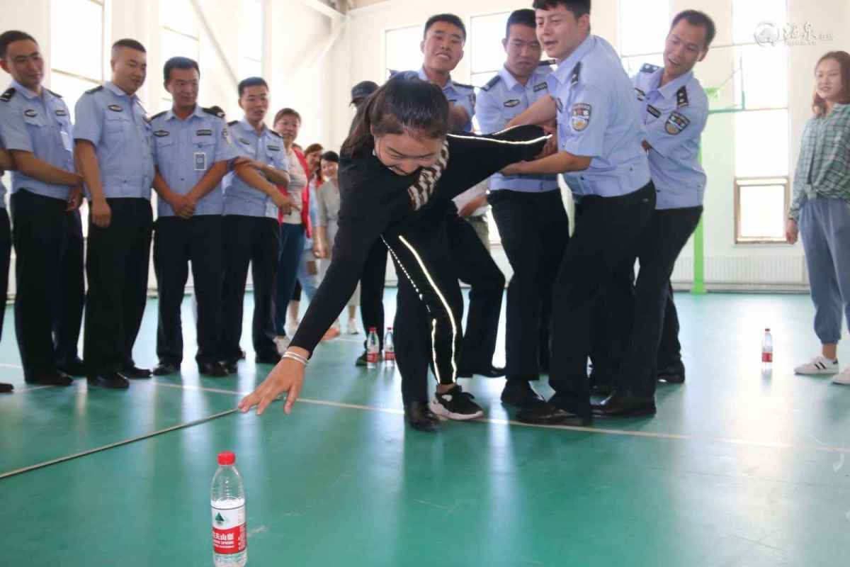 u.jpg